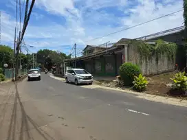Rumah Hitung Tanah di Pinggir Jalan Kebagusan Raya, Jakarta Selatan