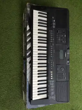 Yamaha PSR E463