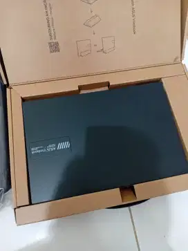 Laptop Asus Vivobook E1404FA