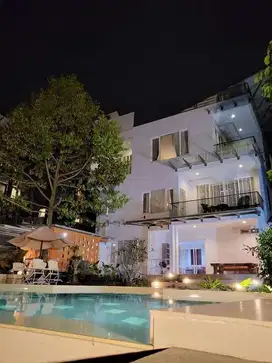 Rumah Mewah Furnished Dago Resort Pakar