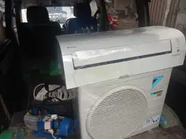 AC DAIKIN INVERTER 1/2PK 3/4PK 1PK 1,5PK YUNIT ORISINIL BERGARANSI