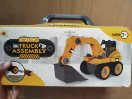 Bengkel traktor