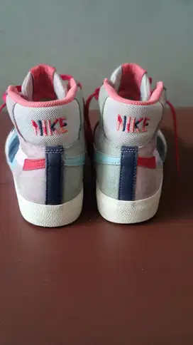 Sepatu nike sb original