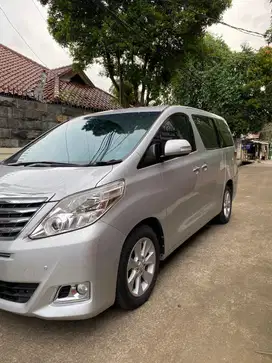 Alphard G 2.4 AT 2012