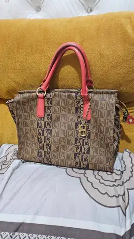 Tas Bonia Coklat