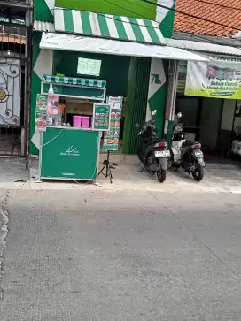 Over kios berikut isinya