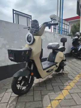 SEPEDA LISTRIK EXOTIC EV-929 SUDAH BATERAI LITHIUM