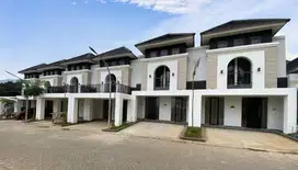 Rumah 2 lantai banyumanik kota semarang