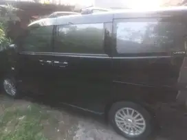 Nissan Serena 2010 Bensin