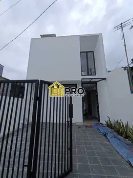 RUMAH MEWAH SIAP HUNI DEKAT LRT DAN TOLL CIBUBUR