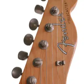 Fender Japan Hybrid 60s Candy Tangerine + Digital Effect Mooer GE 200