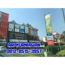 Ruko Terjamin Paling Ramai Cocok Segala usaha! Area Emas BOULEVARD