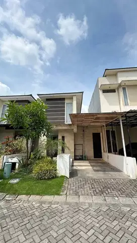 Rumah Dian Istana Moca Verbana Wiyung Surabaya Barat