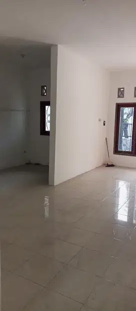 Disewakan rumah di wiguna