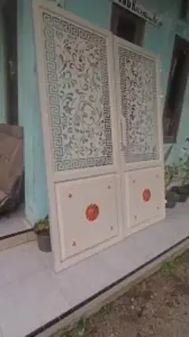 pintu garasi cutting laser rangka hollo galvanis