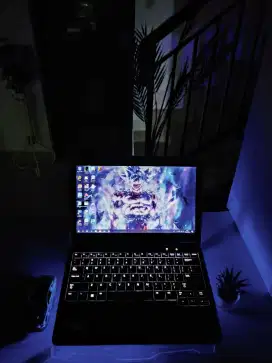 DELL LATITUDE 7240-A27 SuperSlim [RAM 8GB/SSD]