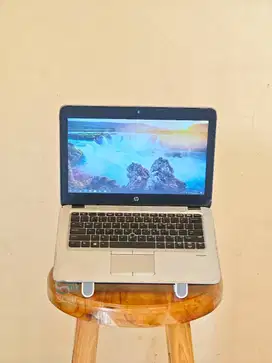 HP EliteBook 820 G4 i7 SSD 256GB RAM 8GB Mulus
