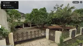 Rumah lama 2lt strategis halluas cocok untuk usaha & bisa cluster juga