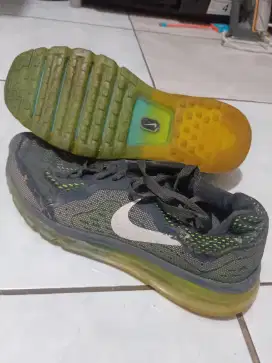 Sepatu Running Air Max