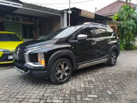 Mitsubishi Xpander Cross premium package