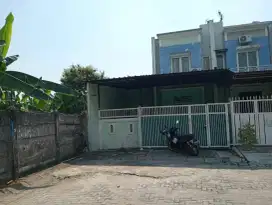 Dijual rumah di Puri Gardena - kalideres