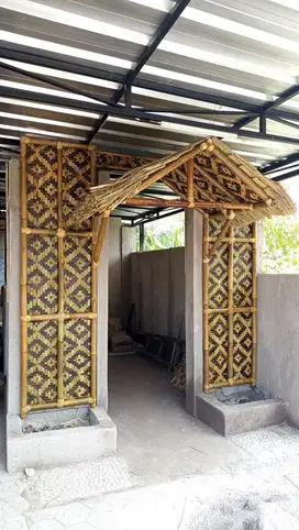 Sekat dinding bambu hitam