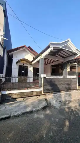 Disewakan Rumah Siap Huni di Kalijati Antapani