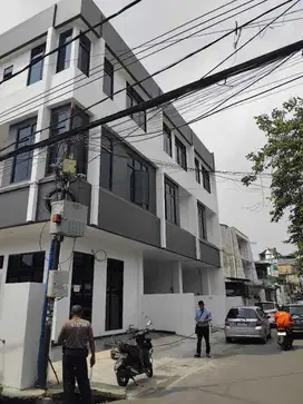 Di Jual Ruko 3 Lantai Ready Stock Kemayoran Jakarta Pusat