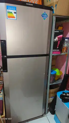 Kulkas sanken 2 pintu normal ciledug