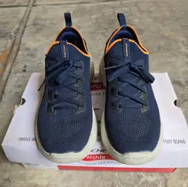 Sepatu Skechers Original Bekas