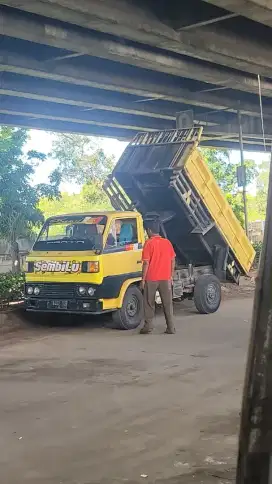 Truk engkel Hidrolik Bak