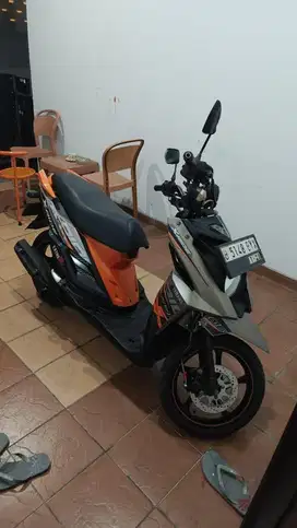 Yamaha Xride 115cc Tahun 2017 Hitam Orange Pajak Hidup Siap Pakai