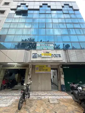 Dijual Ruko Dekat Pusat Bisnis di Cideng, Jakarta Pusat, LT 97m², LB 3