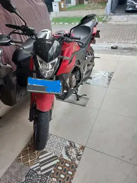 DIJUAL MOTOR HONDA CB150R SE TAHUN 2020