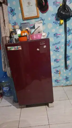 Kulkas 1 pintu merk sharp