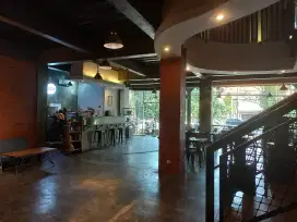 Strategis! Rumah Jalan Raya Ijen Boulevard Kota Malang
