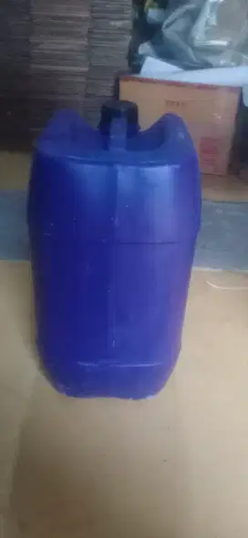 Di jual jerigen ukuran 25 & 35 liter