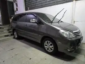 Sewa Mobil Kijang Grand innova plus supir