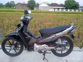 Honda supra x 125 tahun 2005