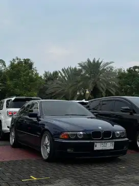 BMW 528i 1997 Bensin