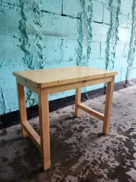 Dijual meja kayu asli pendek cocok untuk usaha