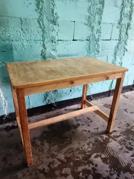Dijual meja kayu asli tinggi dan panjang cocok untuk usaha cafe
