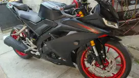Dijual Cepat R15 V3 2019