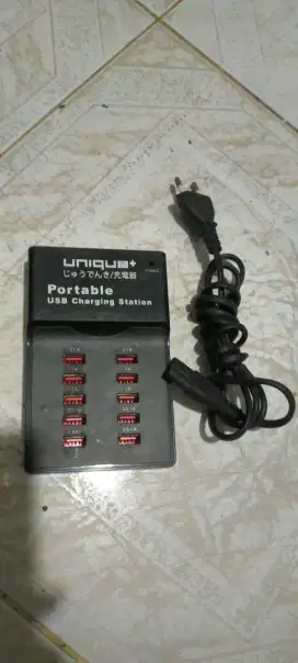 10 port USB charging station