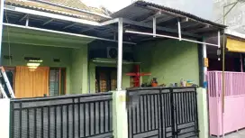 Rumah siap huni daerah rungkut