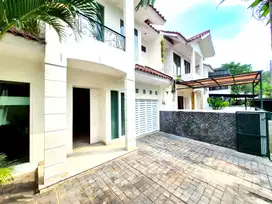 CLUSTER PONDOK INDAH RUMAH HOMY STRATEGIS SELANGKAH KE PIM DAN GANDARI