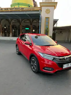 Hrv SE 2018 At merah