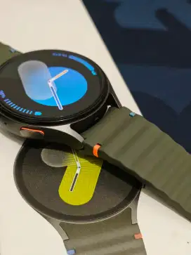 Samsung Galaxy Watch 7 44mm Green Bekas