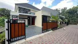 Rumah Cantik Modern di Jl. Gito Gati dekat Sleman City Hall Hanya 5 Me