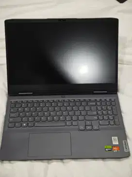 Laptop Lenovo gaming LOQ 15APH8